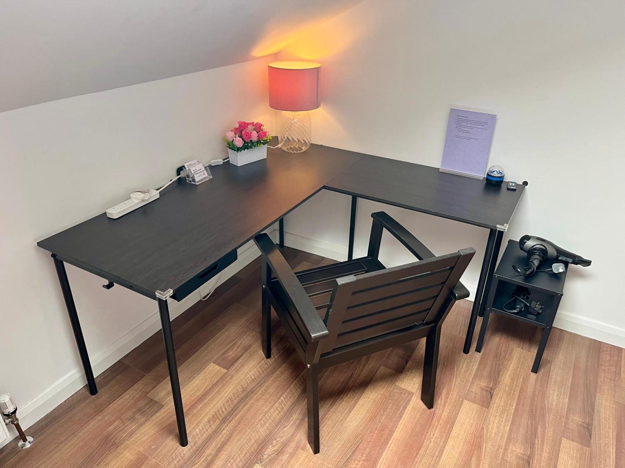 Entire Pinkapt - Free Parking - Up To 4 Guests - 3 Beds - Close To City Centre Μπέλφαστ Εξωτερικό φωτογραφία